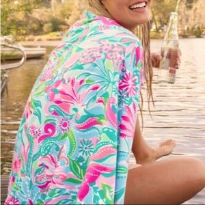 NWT Lilly Pulitzer Lounge Towel